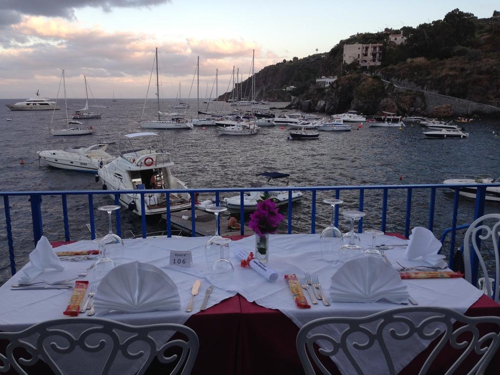 Hotel Rocce Azzurre Lipari Kültér fotó